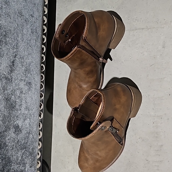 Brown Side Zip Chunky Ankle Boots - Picture 5 of 8